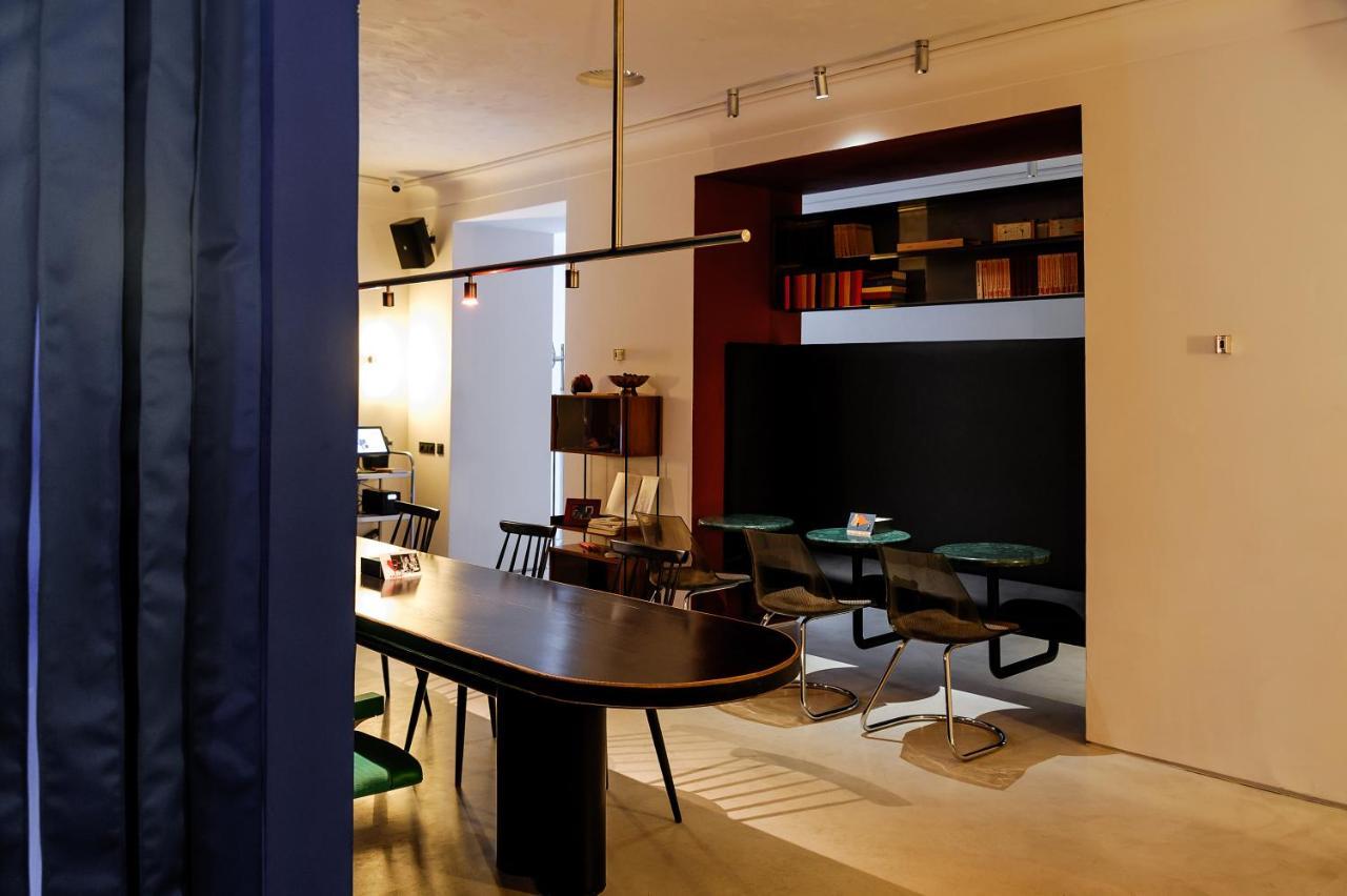 Brik Hotel Oděsa Exteriér fotografie